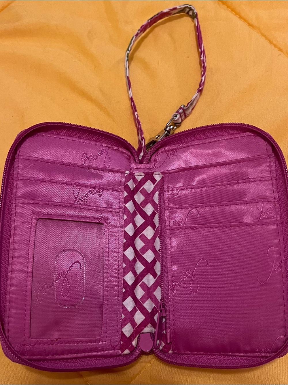 Vera Bradley "Julep Tulip" Carry It All Wristlet Phone Wallet - Retired Print - Picture 4 of 10